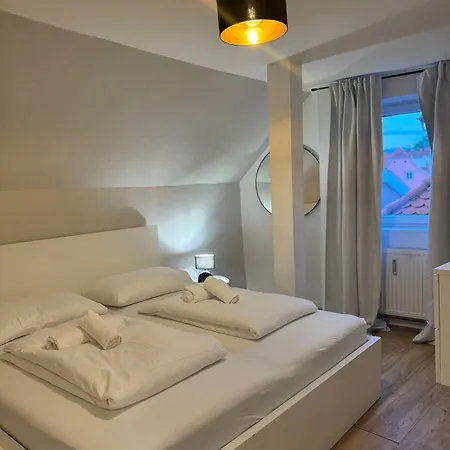 Апартаменти Apartment, Zentral 3 Грац
